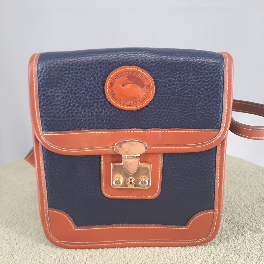 Vintage Dooney & Bourke Pebble Navy Crossbody Handbag All Weather Collection